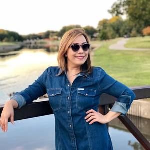 Meet your Posher, Leah miranda